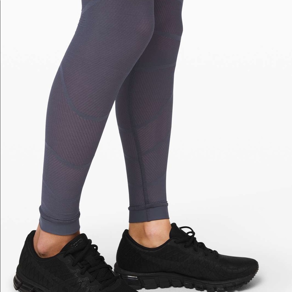 Lululemon 28” Leggings Sheer Will Pulse